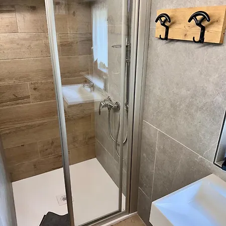 Famiglia De Zolt - Bucaneve Apartman *